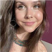 Estudiante de Farmacia con matrícula de honor en Bachillerato imparte clases de lengua castellana, inglés, matemáticas y química